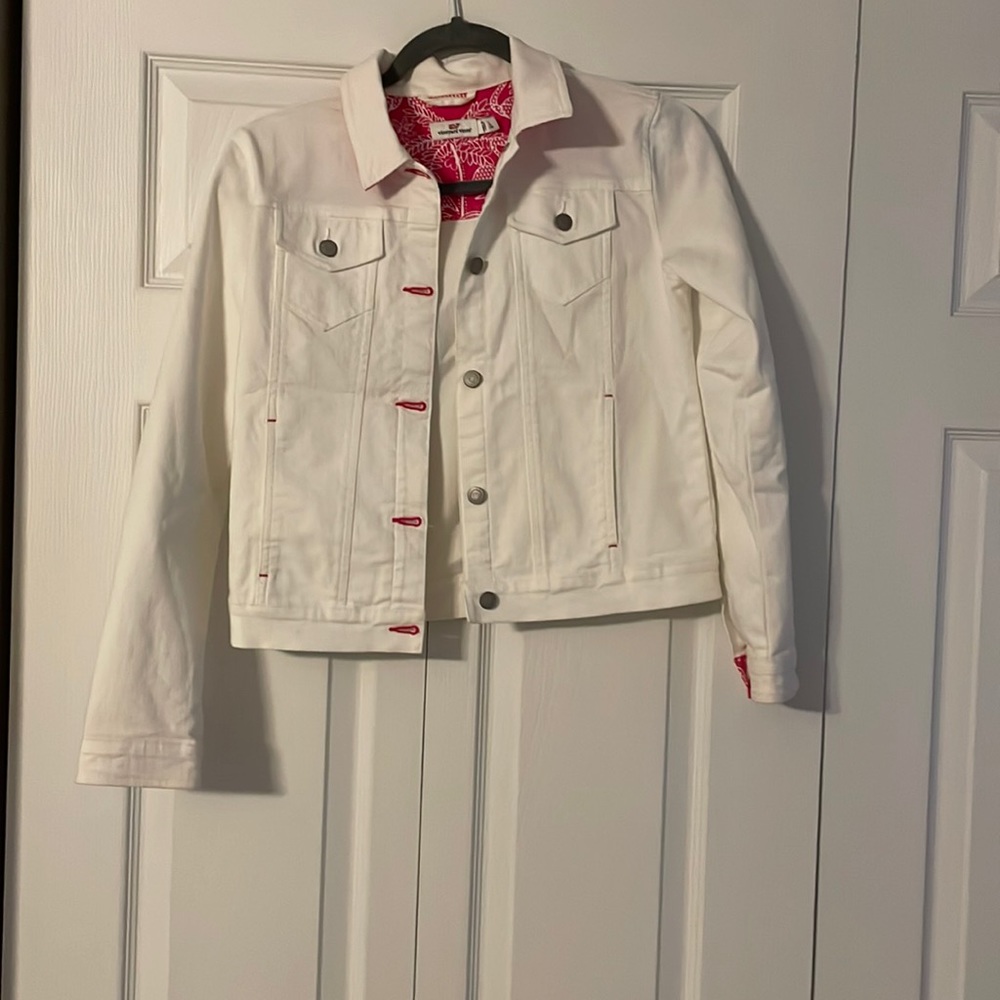 Kids/teen LARGE (14) Vineyard Vines White Denim Jacket with Pink Paisley